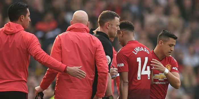  英超金靴争夺白热化，哈兰德紧追萨拉赫  